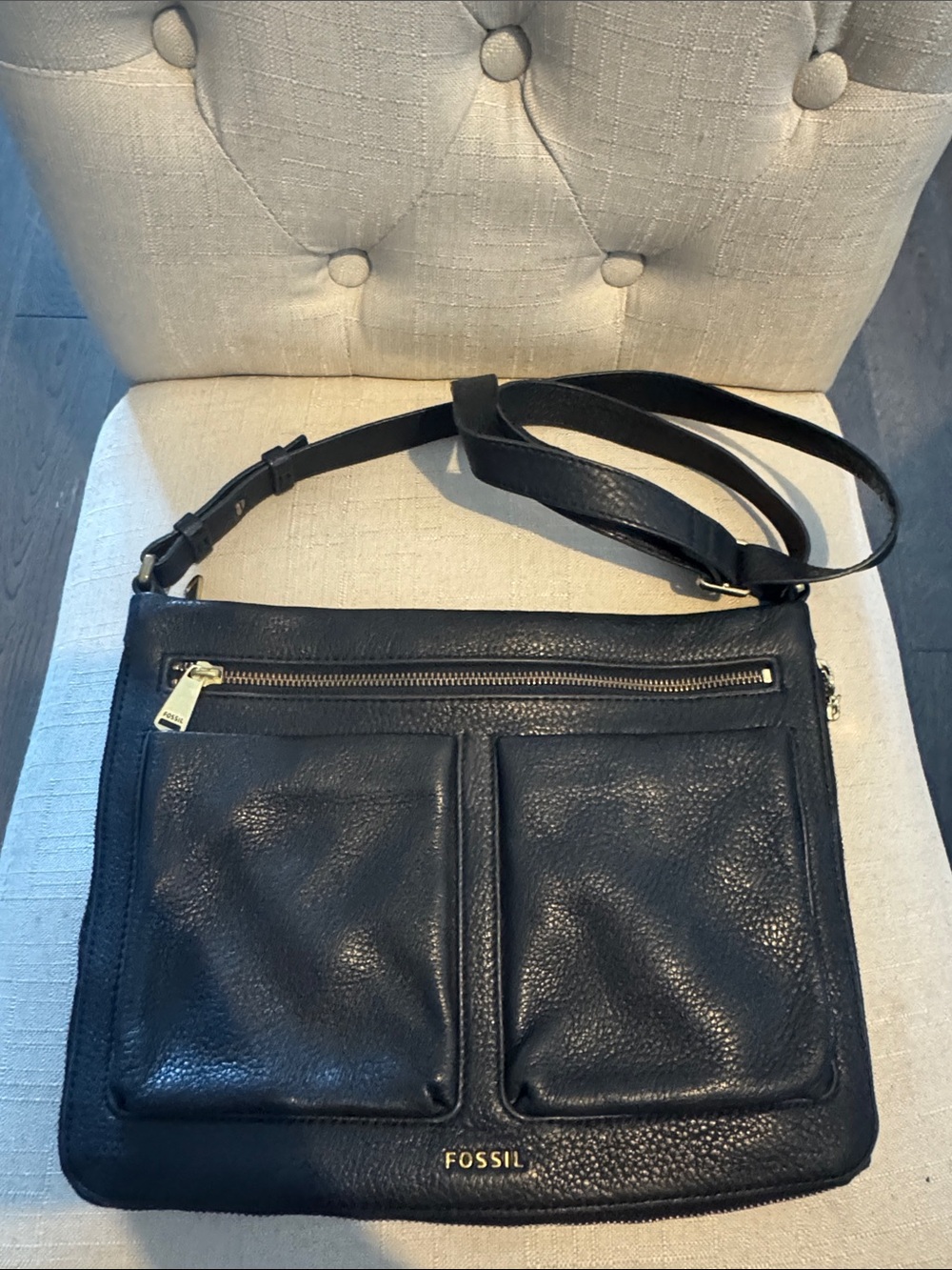 Fossil Black Leather Shoulder Crossbody with Gold Hardware